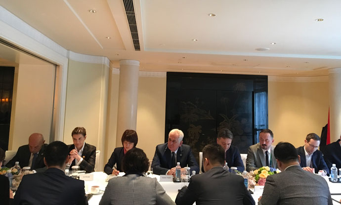  Council President Nikolić in meeting with the leadership of China’s Huawei, Bank of China and HBIS 