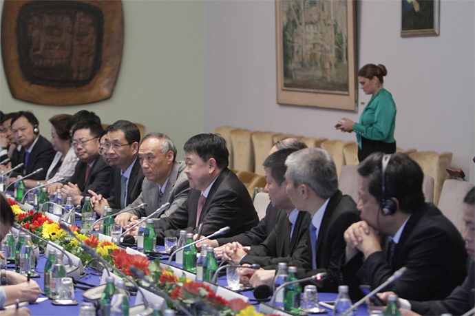 Council President Nikolić meets a delegation from Fujian led by Member of the Province’s CPC Standing Committee Liang Jianyong